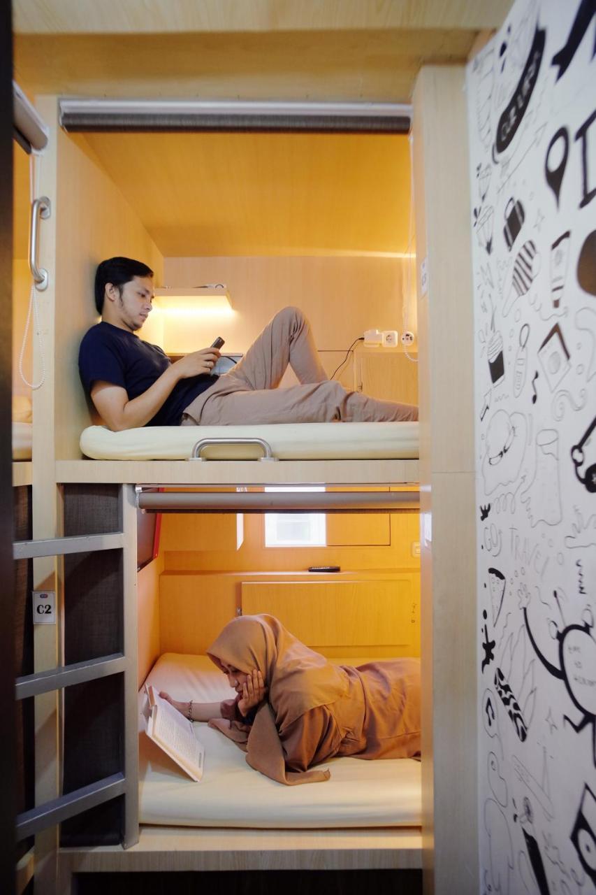 Inap At Capsule Hostel Bandung Exterior foto